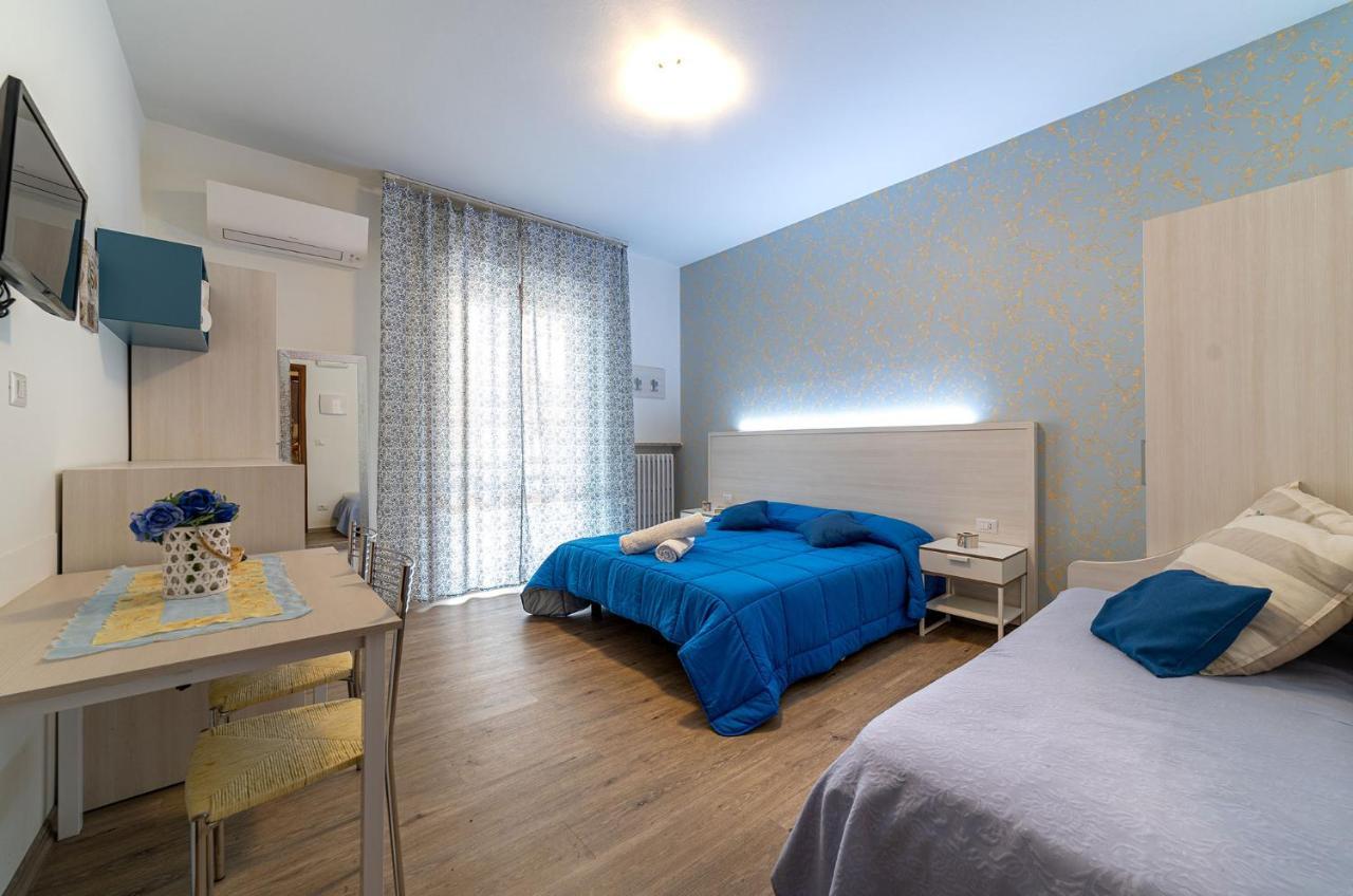 B&B Villa Montreux Rimini Eksteriør billede